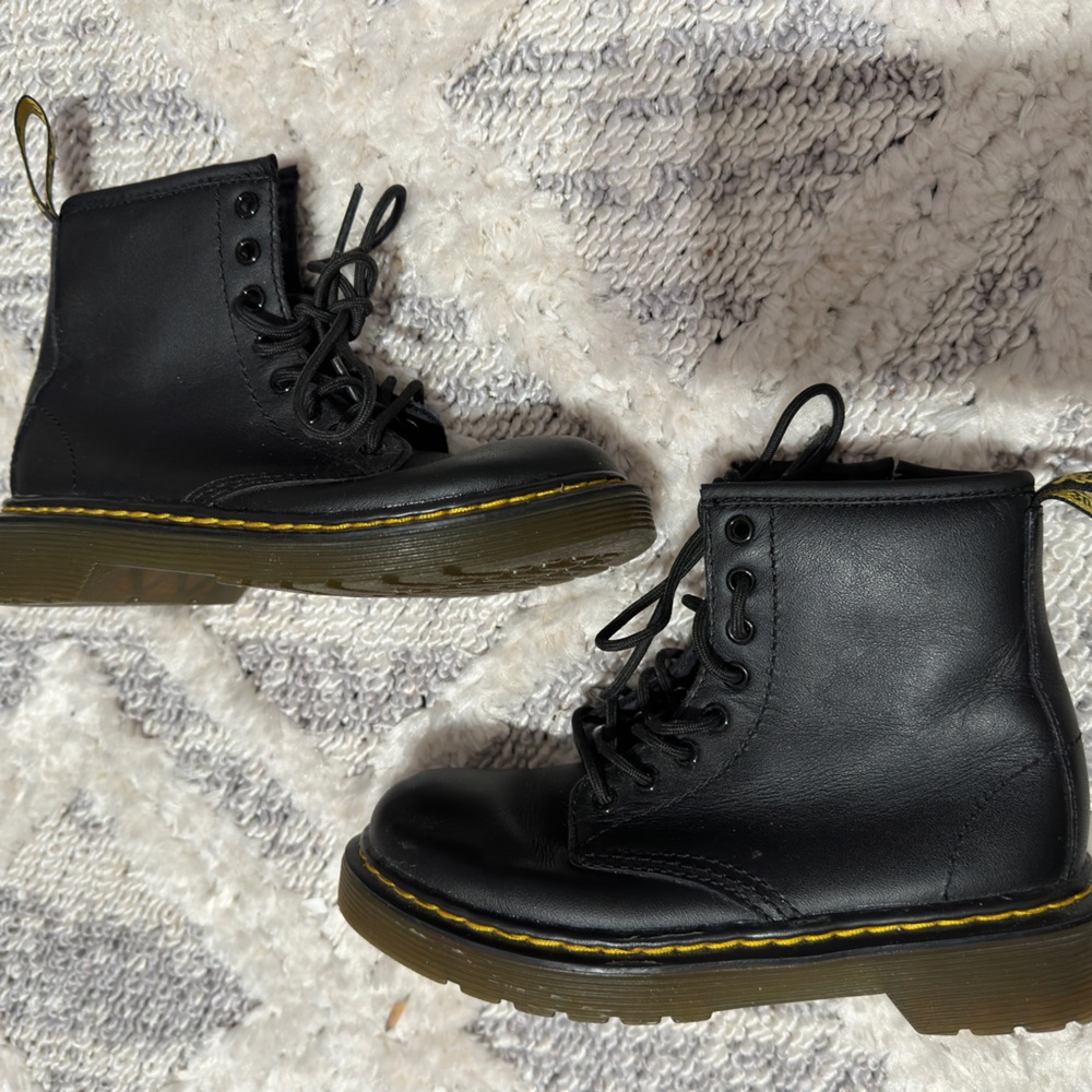 Little kids dr marten boots